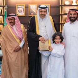 أمير الباحة‬⁩ يستقبل مدير تعليم المخواة