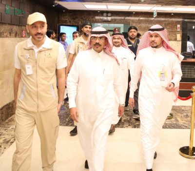 الدكتور محمد العبد العالي يتفقد مستشفى النور التخصصي ويطلع على سير العمل فيه