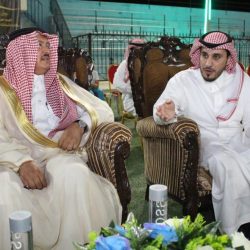 أمير تبوك يلتقي بأهالي محافظة الوجه