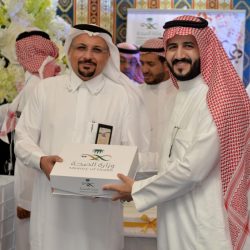القائد الكشفي الدولي فهد المحيفيظ يحتفل بزفاف نجله ” علي “