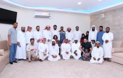 المنظمة العربية للسلام والتنمية تقدم الهدايا لأطفال الجمعية الخيرية لرعاية الأيتام ببريدة
