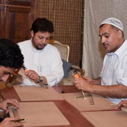 الفنان عبدالله رشاد يحتفي بسلامة الدكتور العوجري