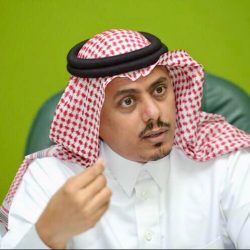 “بالغنيم” يطلع على خطة سير ترحيل المقررات الدراسية بمدارس تعليم الأحساء