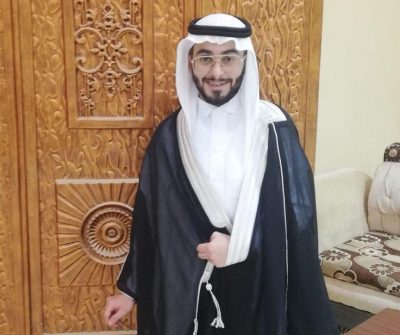 الأحمدي في القفص الذهبي 