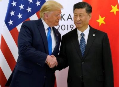 ترمب يكشف أن مسؤولين أميركيين وصينيين يجرون محادثات تجارية