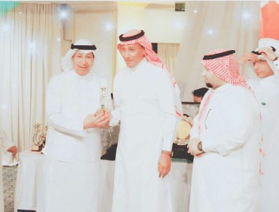 الزحيمي يبهر ويبدع في الوطن ويخطف جائزة أفضل كاتب للعام 2019
