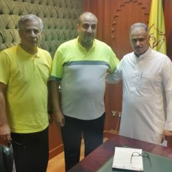 بلدية صوير تنفذ وسائل السلامة المرورية في الشوارع و الميادين
