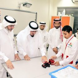 النشاط الطلابي يؤهل ٤٠ طالب لبرنامج الخط العربي والزخرفة والتصوير التشكيلي