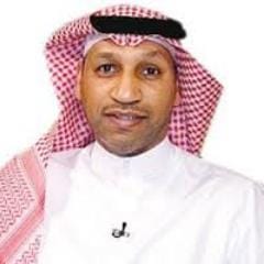 محافظ أملج يتابع ميدانيا إصلاح الطرق بعد الأمطار