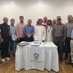 أمراء ومسؤولون يواسون آل الطاسان في فقيدهم