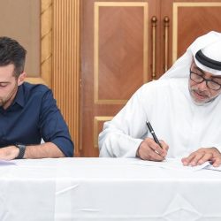 مدير تعليم صبيا يستقبل ويكرم الطالب نواف عاكش الفائز بجائزة مكتب التربية لدول الخليج العربي 