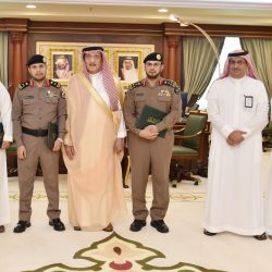 “مديرية الدفاع المدني “بمنطقة جازان تدعو إلى اخذ الحيطه والحذر من التقلبات الجويه.