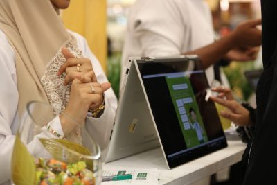 نادي الصحة العامة بجامعة أم القرى ينفذ فعالية “مهم تفهم”