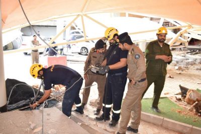 الدفاع المدني: وفاة شخصَيْن وإصابة 13 شخصًا في حادثة مبنى جامعة المعرفة خرج منهم 10 أشخاص سالمين