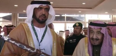 الملك سلمان يتوج الفائزين بجوائز مهرجان الملك عبدالعزيز للإبل