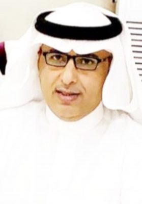 قُبلة على جبين الأمير تركي حفيد عبدالعزيز
