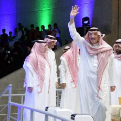فتاة تشرح معاناة المتلعثمين لأمير عسير فيفاجئها رد سموه الفوري بتعيينها في الإمارة