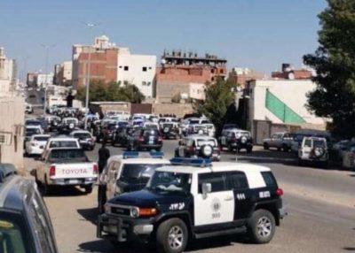 إطلاق نار على رجال أمن في المدينة وأنباء عن وجود إصابات