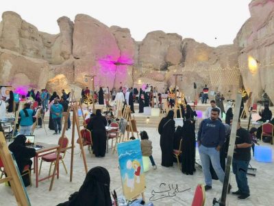 أكثر من ٦٥ عملا تشكيلياً نتاج فعالية الرسم في الهواء الطلق