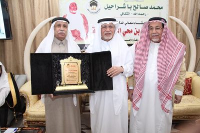 خوجة يتحدث عن تجربته الإبداعية والإدارية بمنتدى باشراحيل