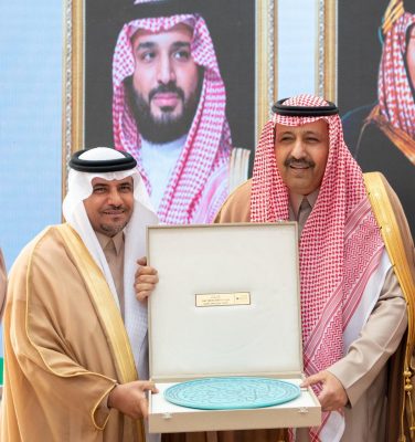 سمو أمير الباحة يطلع على دراسة تطوير العمل الخيري بالقطاع التهامي