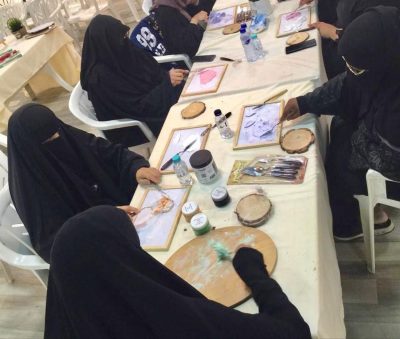 اختتام دورة فن (تشكيل الورد) بثقافة وفنون الأحساء