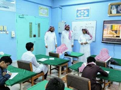 وحدة النشاط بمكتب تعليم ضمد تنفذ مسابقة واختبارات “نجوم ضمد” لطلاب الصف الثالث متوسط