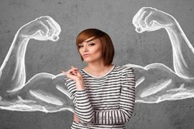 تعرف على أسرار المرأة وشخصيتها من ساقيها عند الجلوس!!!