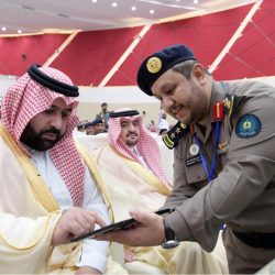 “بالفيديو والصور”مواطن يرصد ثعبان الكوبرا في إحدى الملاعب الرياضية بمحافظة فيفاء