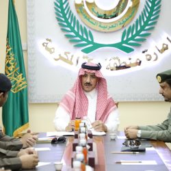 غسل صحن المطاف وتعقيمه 3 مرات من بعد صلاة العشاء إلى الفجر