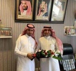 المركز الإعلامي بالمخواة يطلق المبادرة التطوعية ” يداً بيد لحماية البلد “