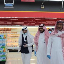 بلدية القنفذة: تواصل جولاتها الميدانية على المحلات التجارية