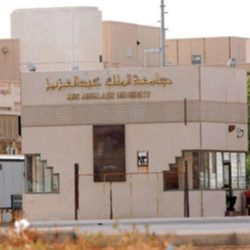 شرطة الرياض تقبض على مواطن بالعقد الثالث يجاهر بالمعصية وبألفاظ منافية للآداب العامة