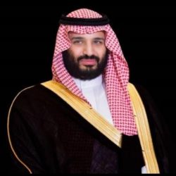 أمير منطقة الحدود الشمالية‬⁩ يلتقي مدير عام الشؤون الصحية ومديرو القطاعات الصحية
