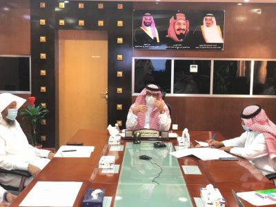 مدير تعليم المخواة يترأس اجتماع لجنة الاستعداد