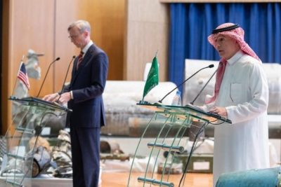 الجبير: السعودية تعمل مع أمريكا لمنع توريد الأسلحة إلى إيران