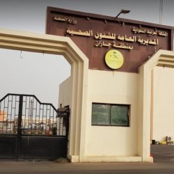 مُسَاعِدَا مديرِ تعليمِ صبيا يرفعان التهنئة لمقام خادم الحرمين الشريفين بمناسبة نجاح العملية الجراحية