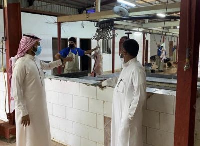 بلدية أملج تكثف جولاتها على المسلخ ونقطة الذبح وتسمح للمطابخ بالذبح أيام العيد