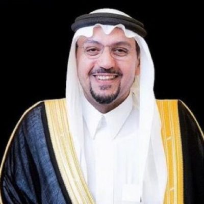 أمير القصيم يوجه القطاعات بتوفير المواقع للباعة المتجولين
