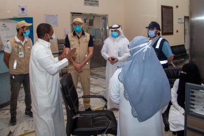مدير عام صحة منطقة مكة المكرمة يتفقد تطبيق بروتوكول الوزارة في منشآت الصحة