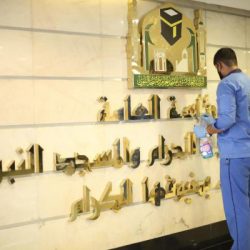 وكالة الشؤون العلمية والفكرية ووكالة الترجمة والشؤون التقنية تبحثان آلية تفعيل الدور التقني للكلية
