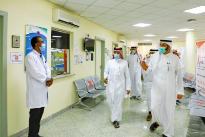 وزير الصحة يستعرض خطط تطوير القطاع الصحي في محافظة العلا