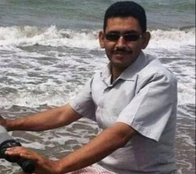 تركوه ينزف.. ميليشيا الحوثي تعذِّب جسد معلم حتى الموت