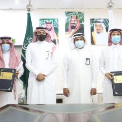 8000 مصلي يؤدون صلاة العشاء بالمسجد الحرام 8000 مصلي يؤدون صلاة العشاء بالمسجد الحرام