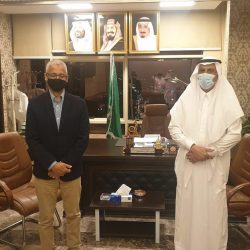 “فيديو وصور”مدني فيفاء يباشر اخماد حريق بمسمى نيدالصدر بالمحافظة.