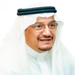 الملك سلمان يهنئ الشيخ مشعل الأحمد بتزكيته ولياً للعهد في الكويت