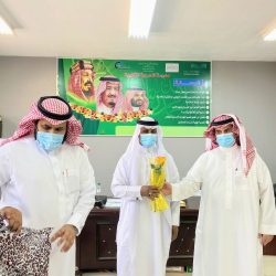 الملك سلمان يهنئ الشيخ مشعل الأحمد بتزكيته ولياً للعهد في الكويت