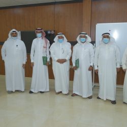 الوزير الراجحي يلتقي بعدد من رجال أعمال منطقة الباحة