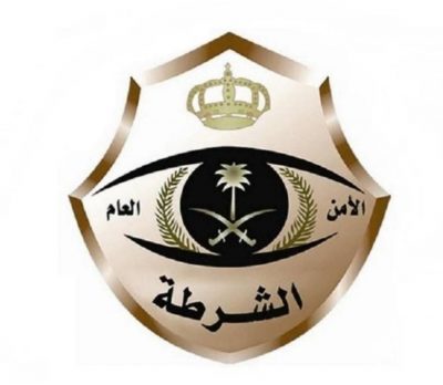 القبض على ثلاثة أشخاص استولوا على مبالغ مالية من أجهزة الصرف الآلي