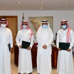 الإطاحة بعصابة سرقة المصلين وكبار السن نفذوا جرائم قيمتها 50 ألف ريال
